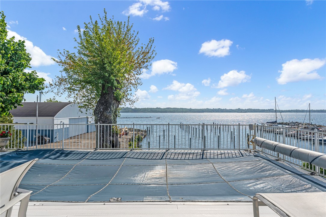 8 Rushton Drive