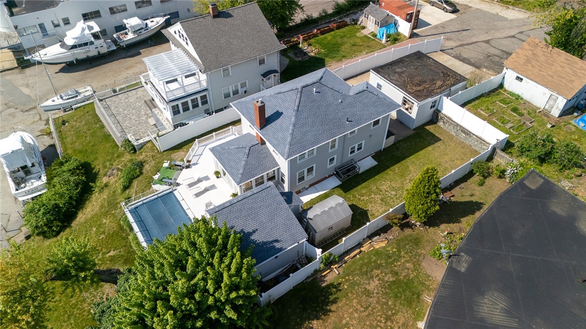 8 Rushton Drive