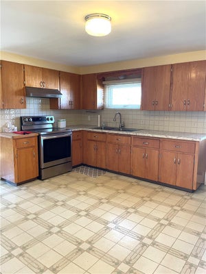 241 HUXLEY AVE, PROVIDENCE, RI 02908 - Image deffbc2e74ab01f00befbefe2638f3be/2951817307