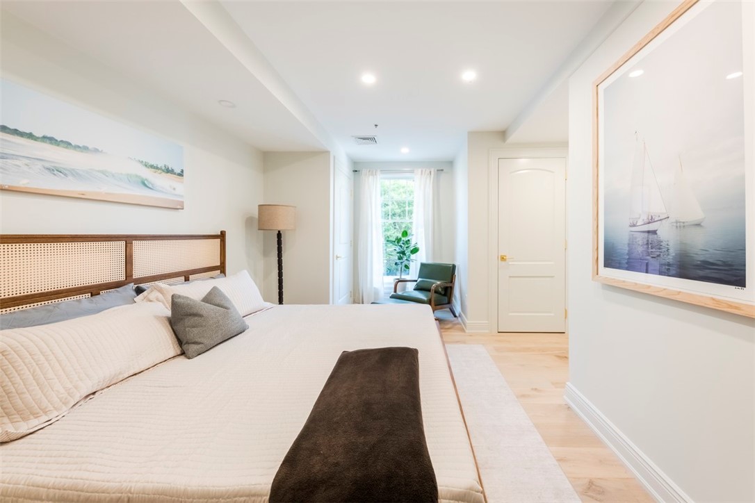 10 Brown & Howard 107