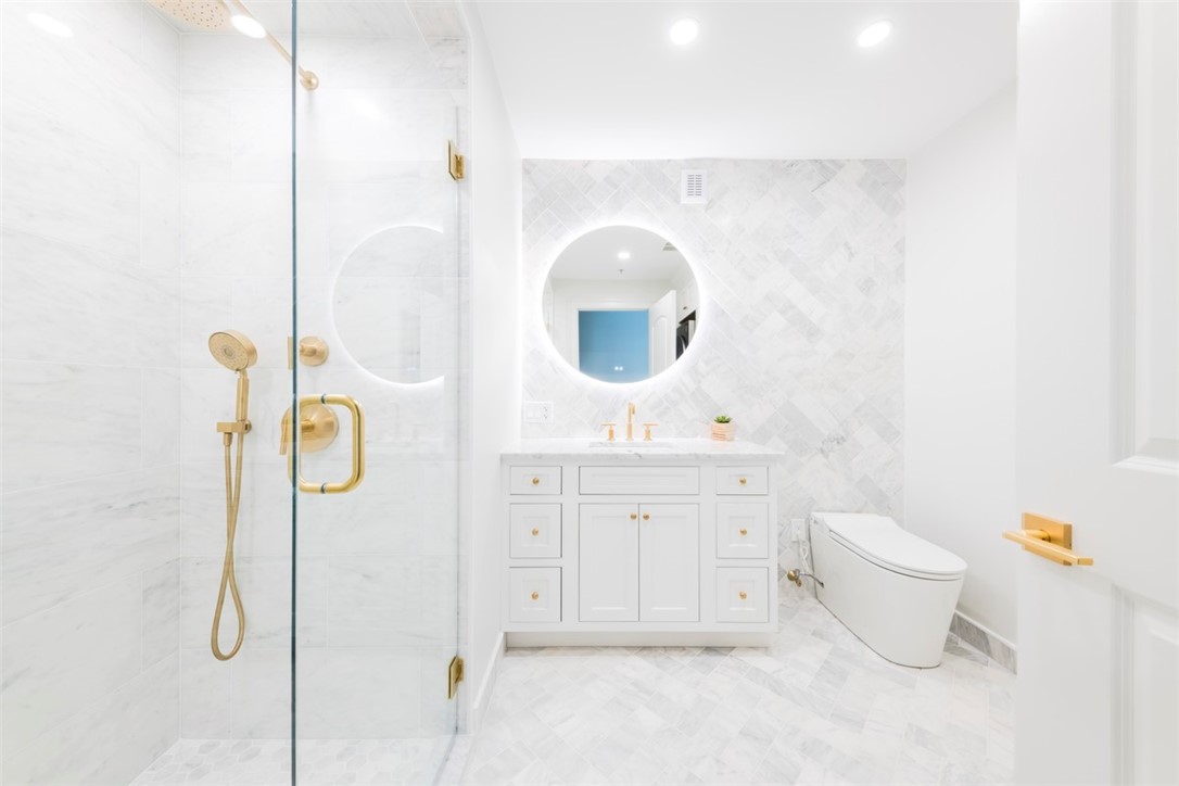 10 Brown & Howard 107