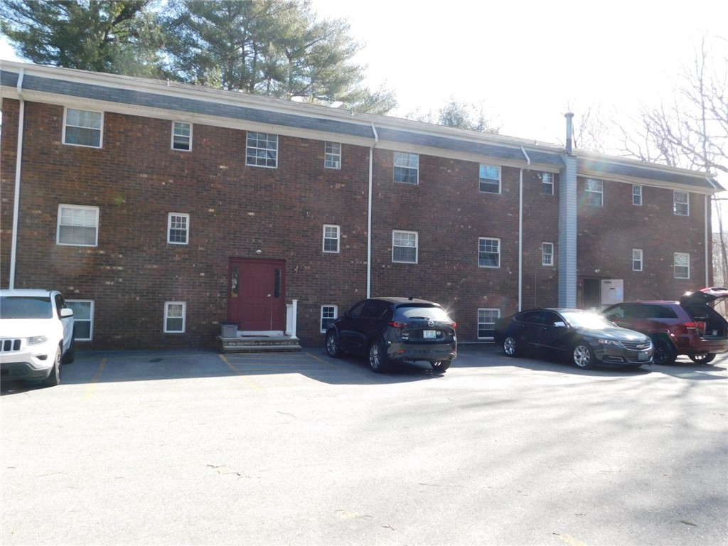 6 Stonehenge Drive 103W