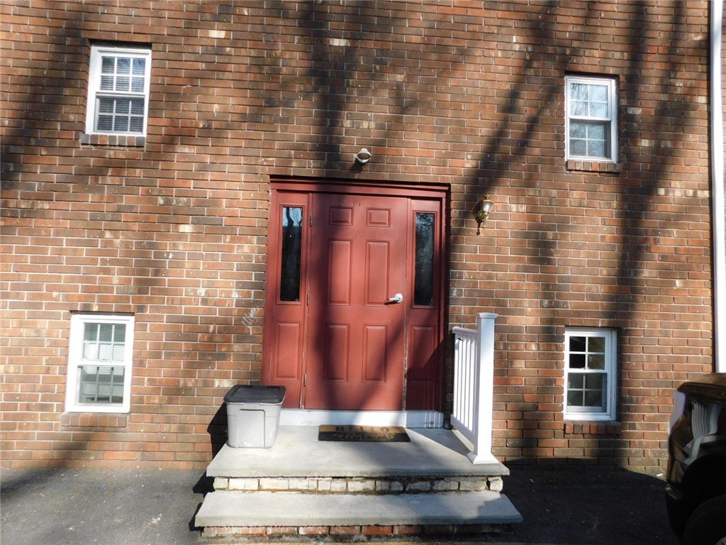 6 Stonehenge Drive 103W