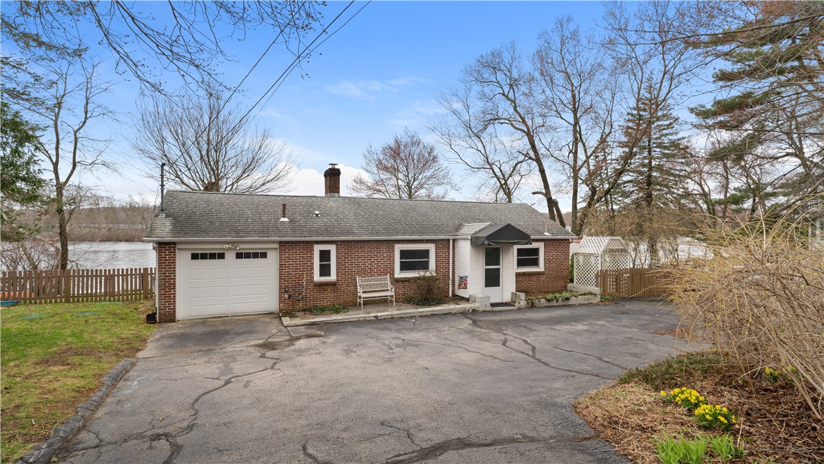 2444 Hartford Avenue 1/2