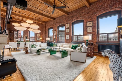116 Chestnut Street M Providence RI 02903