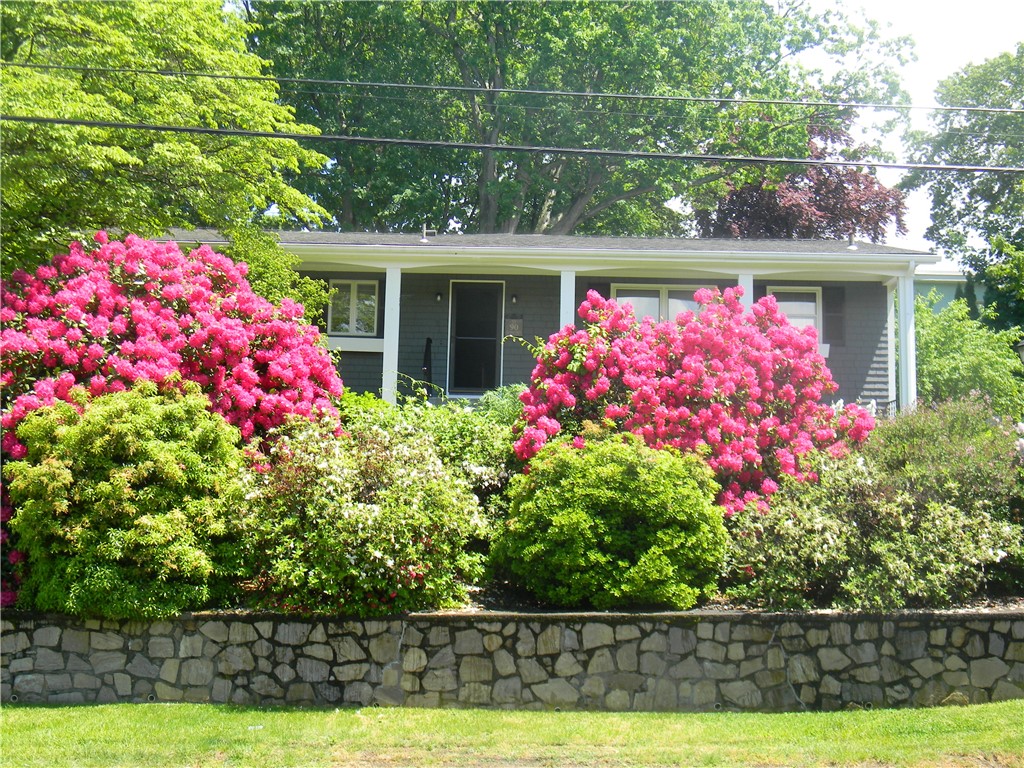 90 Quaker Drive