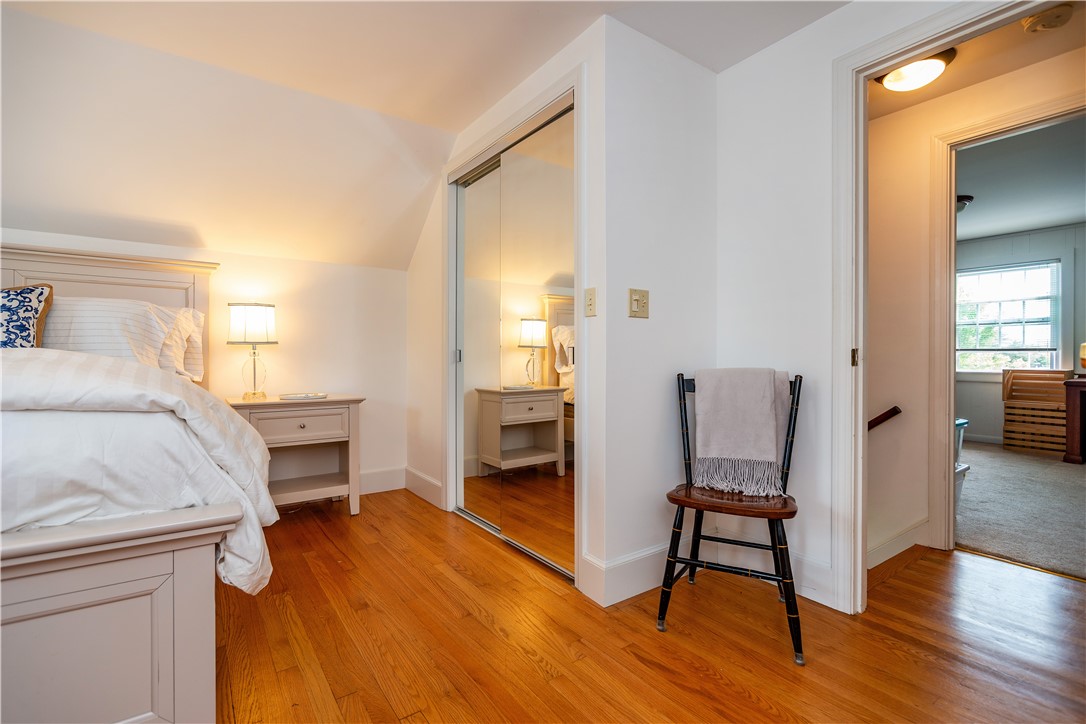 Warwick, Rhode Island 02888, United States, 3 Bedrooms Bedrooms, ,1 BathroomBathrooms,Residential,Pending,186205