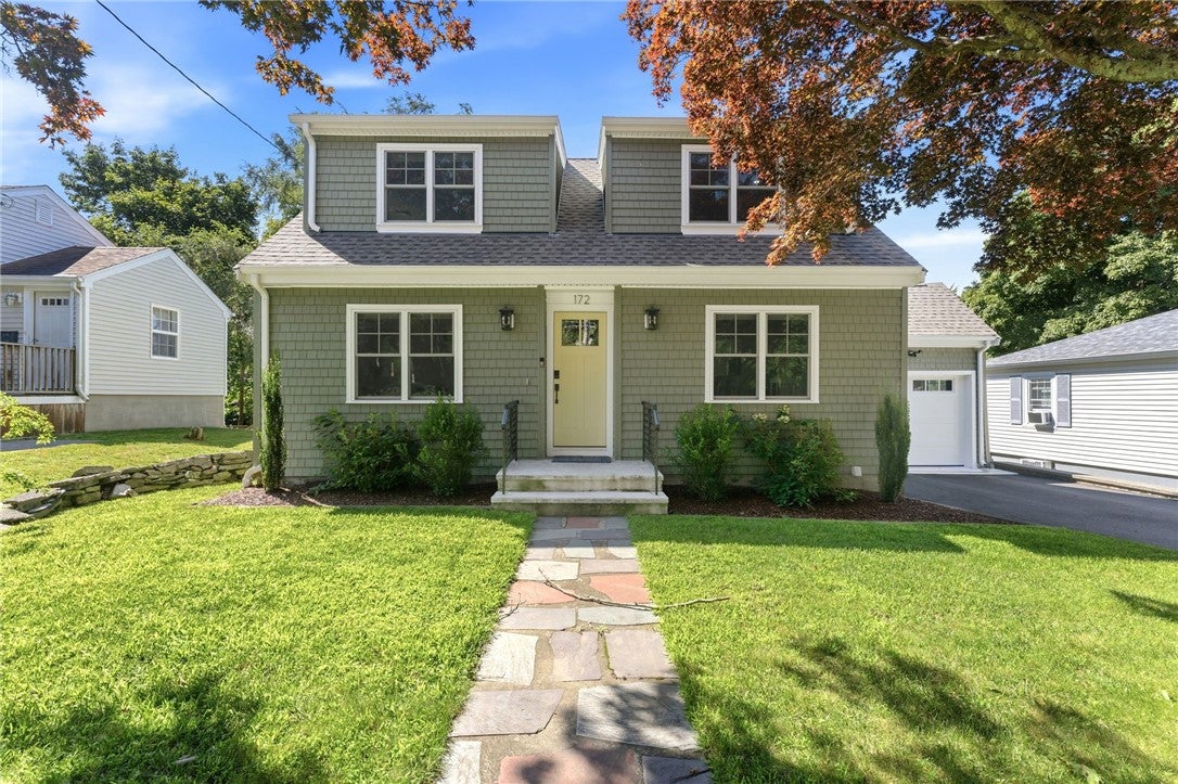 172 Bayview Avenue