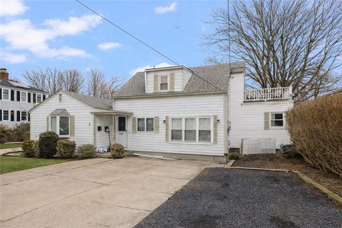 4 Rego Road Middletown RI 02842