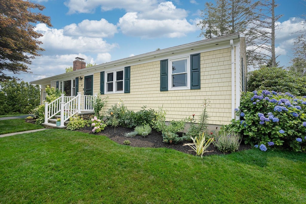 49 Evergreen Drive