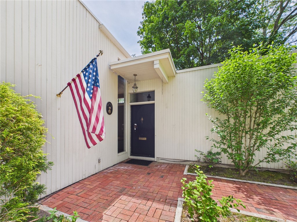 310 Spencer Av. 02818 Avenue