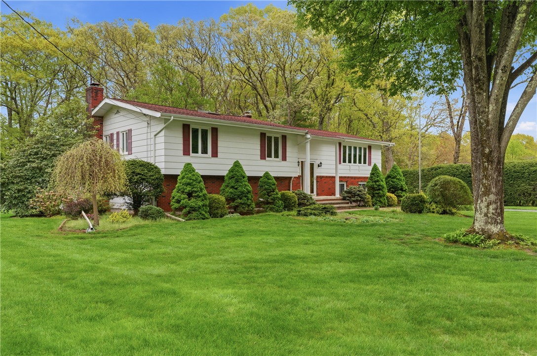 6 Bruce Drive