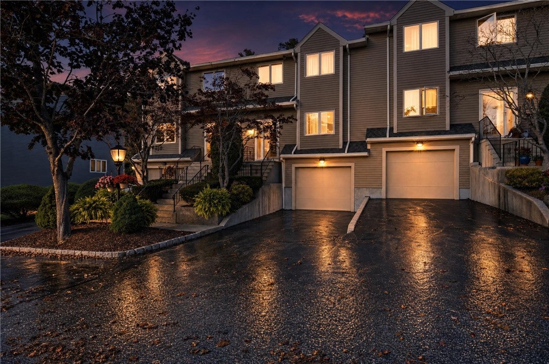 35 Waterview Drive B