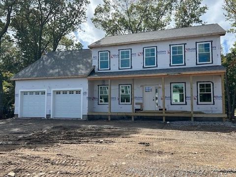 20 Doreen Court Cranston RI 02921