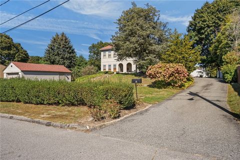 6 Vanner Street Johnston RI 02919
