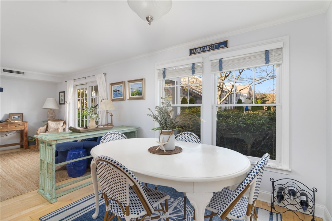 20 Narragansett Avenue 905