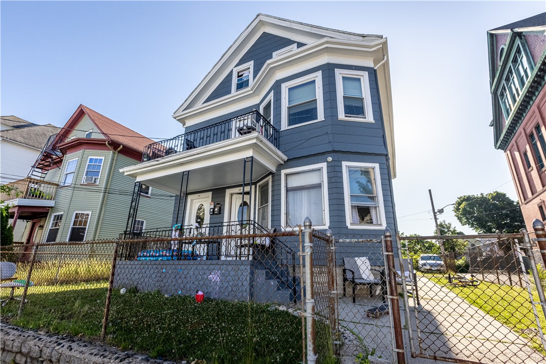 35 Vineyard Street