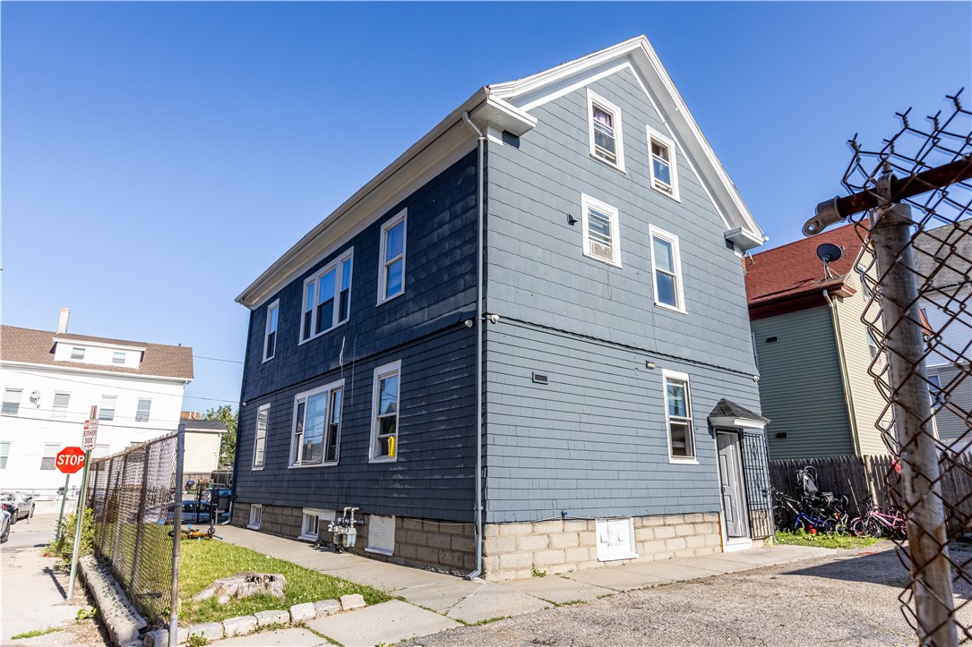 35 Vineyard Street