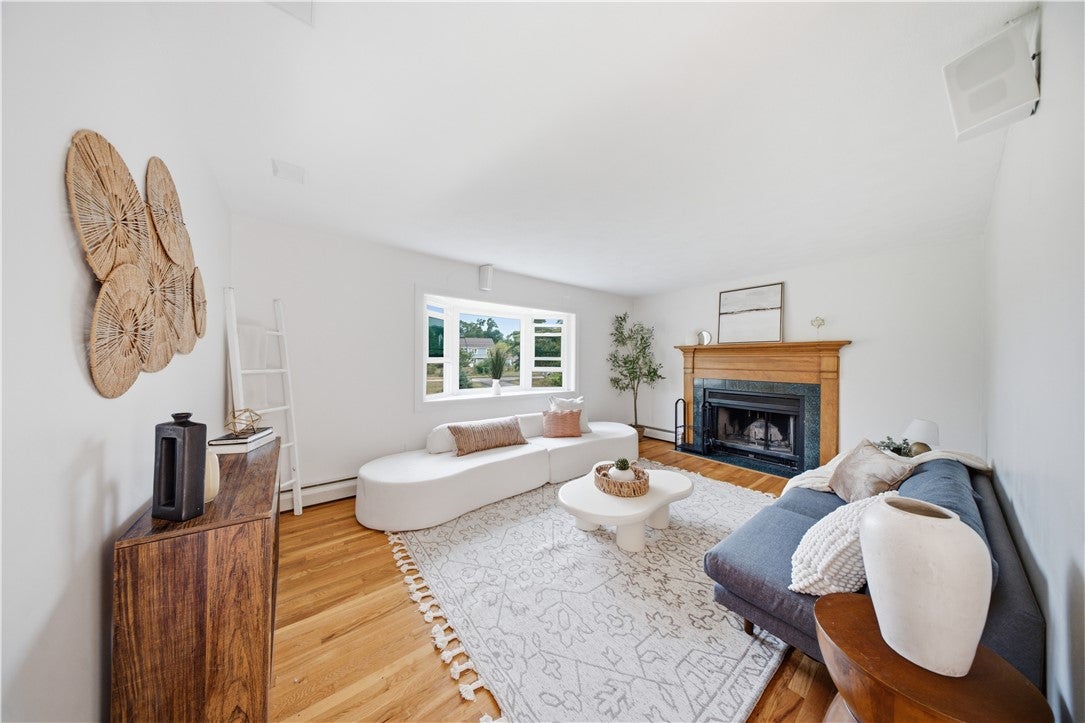 7 Fox Ridge Drive