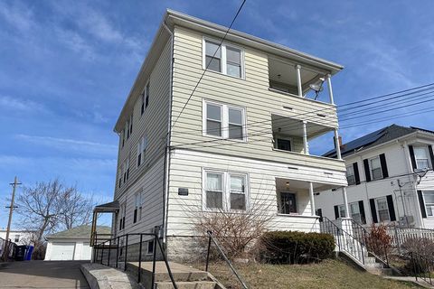 187 Sisson Street Pawtucket RI 02860
