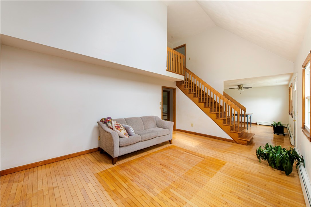 6 Englewood Court