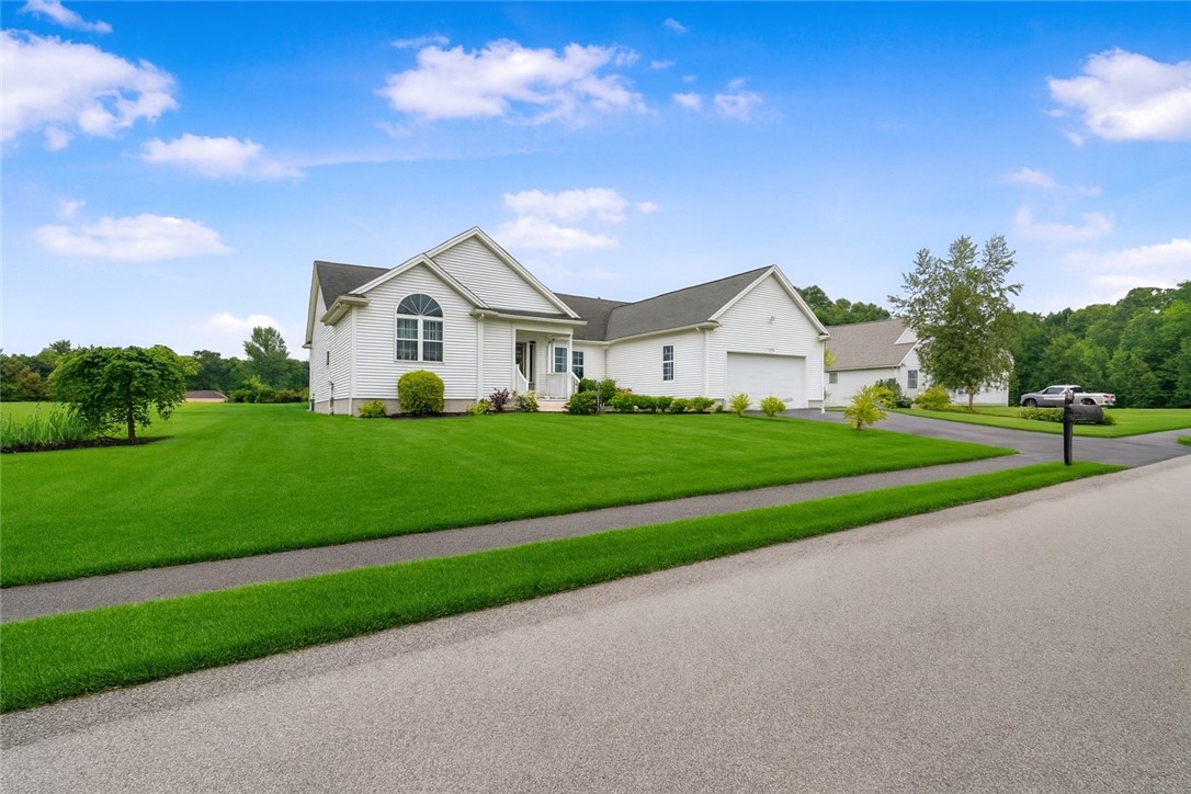 3075 Club House Drive