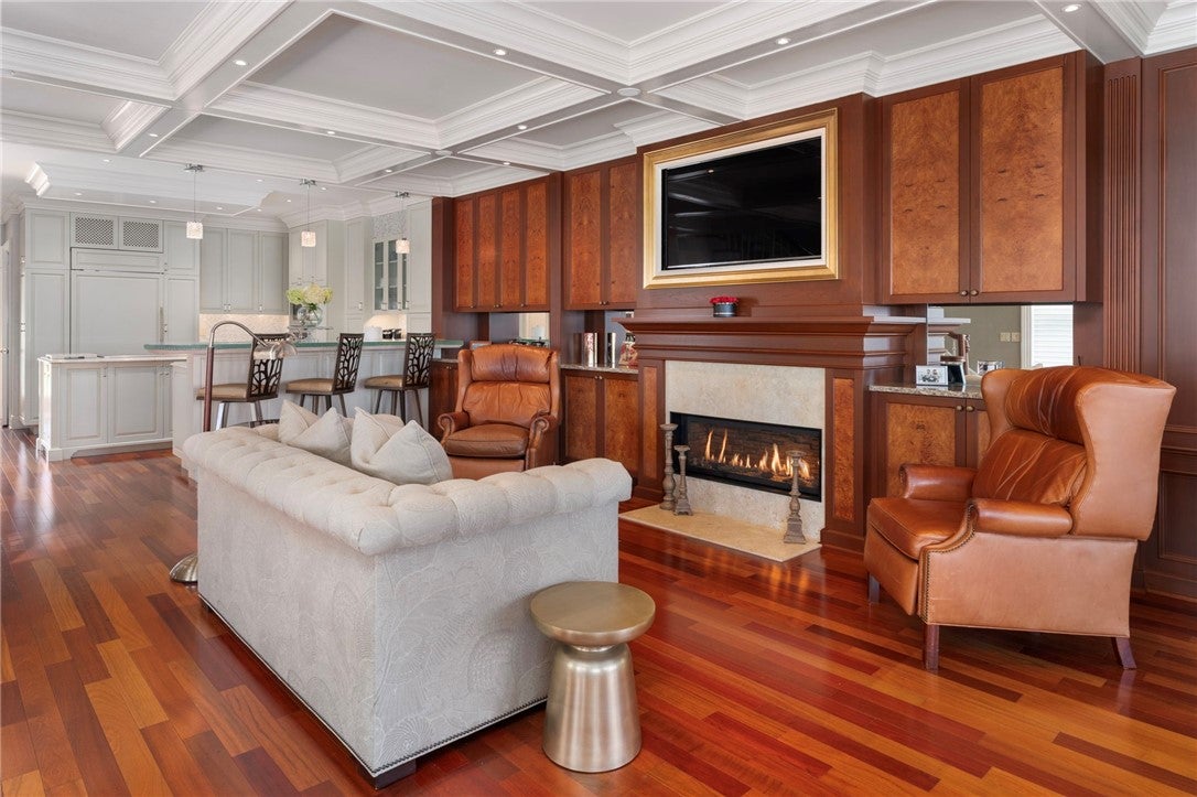 1 Naushon Avenue 6