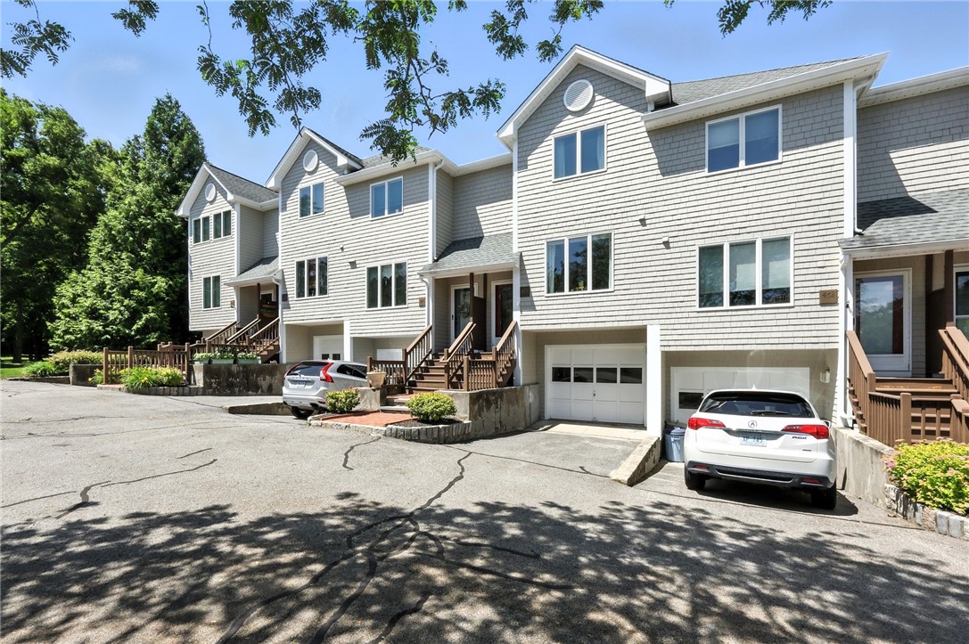 469 North Lane