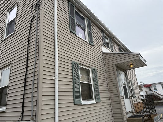610 KILLINGLY ST # 1, JOHNSTON, RI 02919 - Image e24b946478a6af71a643fdbbfc860c1e/2593676478