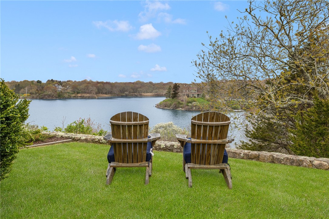South Kingstown, Rhode Island, 02879, United States, 2 Bedrooms Bedrooms, ,2 BathroomsBathrooms,Residential,Active,2045615