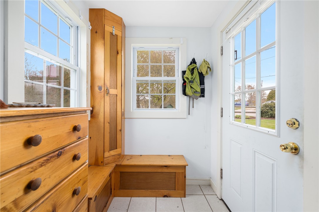 South Kingstown, Rhode Island, 02879, United States, 2 Bedrooms Bedrooms, ,2 BathroomsBathrooms,Residential,Active,2045615