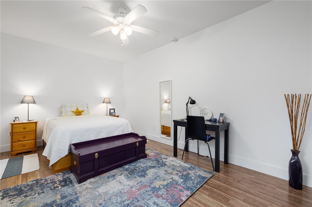 South Kingstown, Rhode Island, 02879, United States, 2 Bedrooms Bedrooms, ,2 BathroomsBathrooms,Residential,Active,2045615