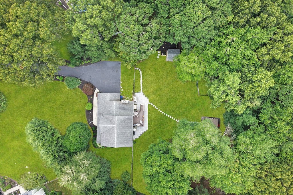 5 Christopher Road