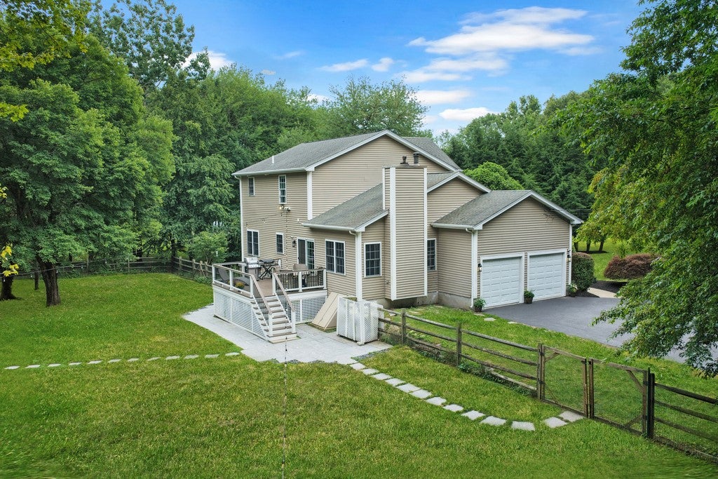 5 Christopher Road