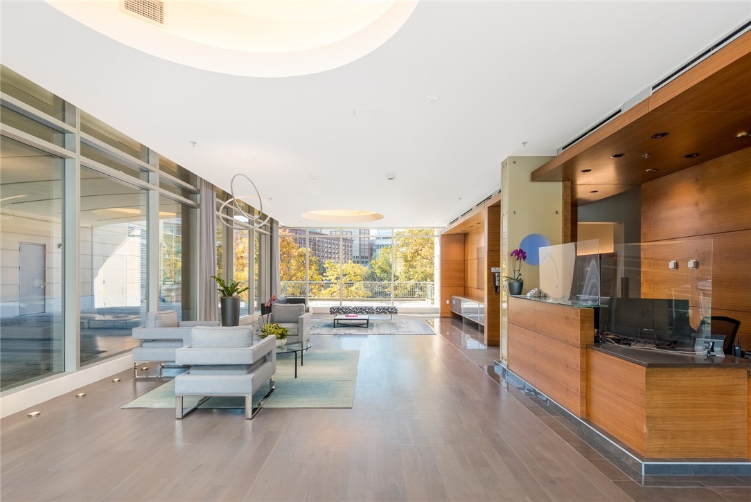 200 Exchange Street 817