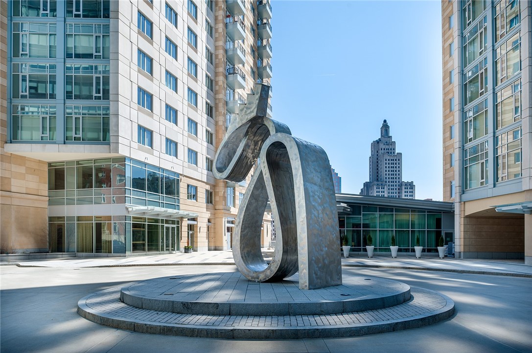 200 Exchange Street 817