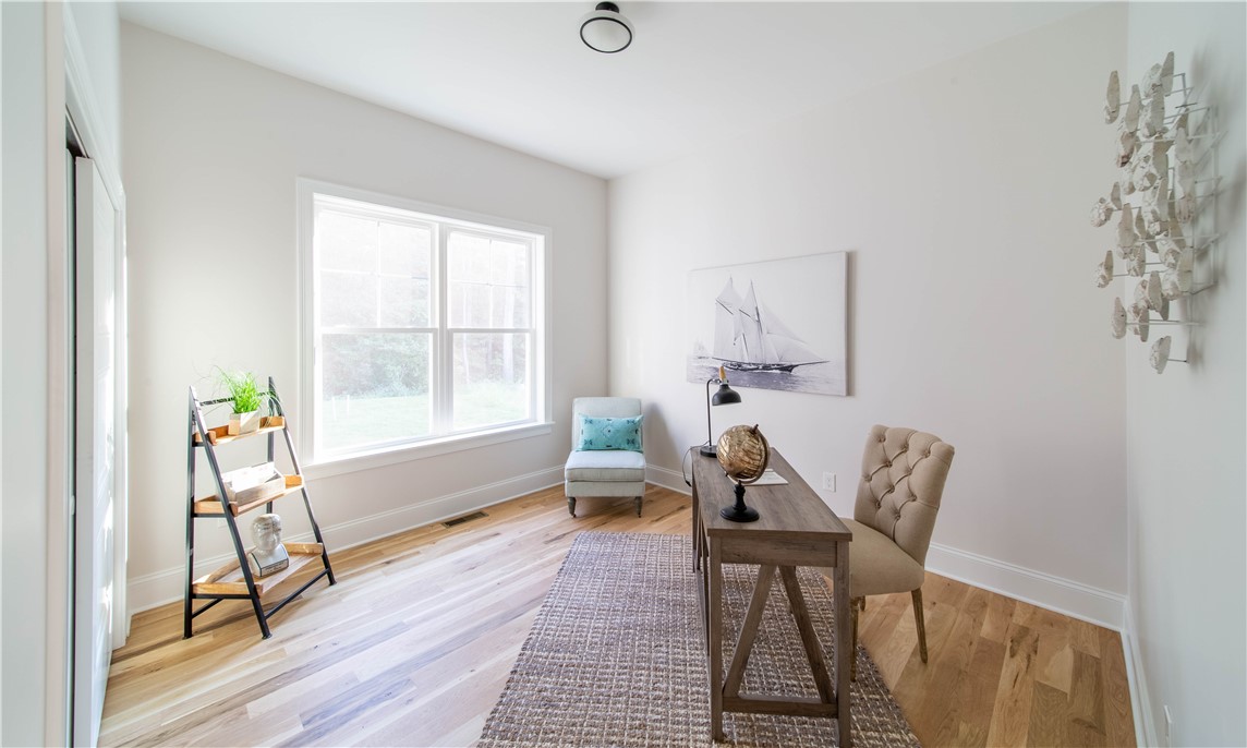North Kingstown, Rhode Island, 02852, United States, 4 Bedrooms Bedrooms, ,3 BathroomsBathrooms,Residential,Active,2032923