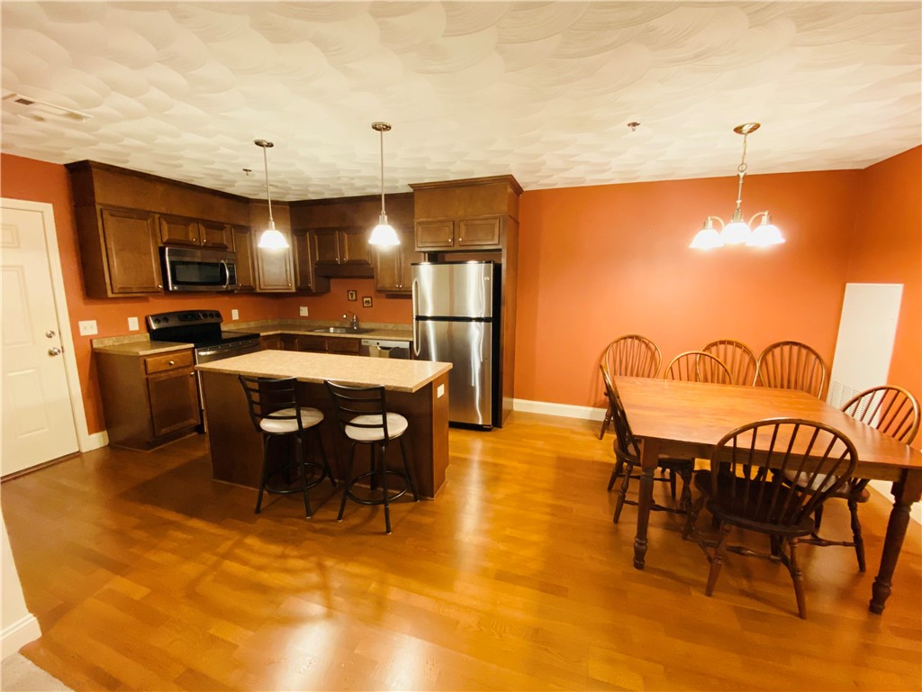 15 Saw Mill Drive 103