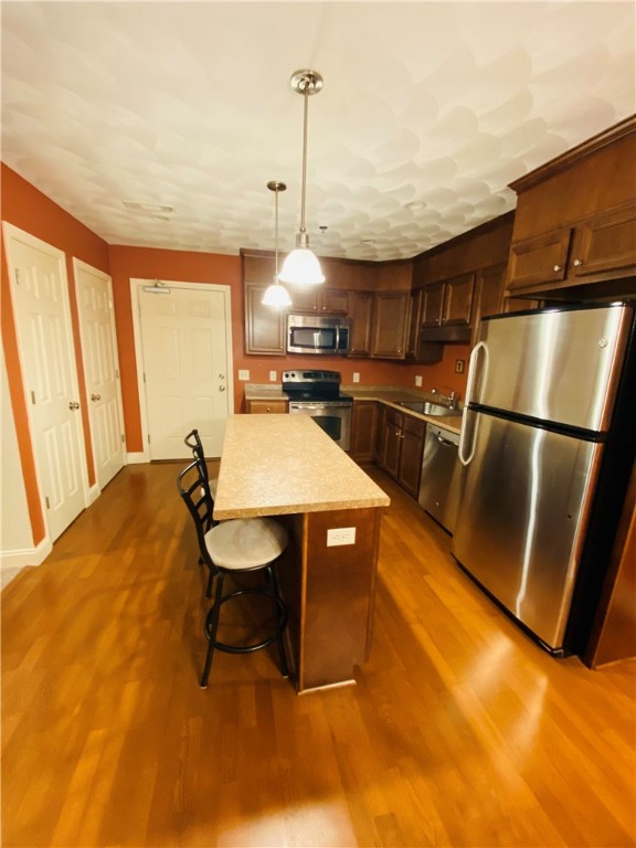 15 Saw Mill Drive 103