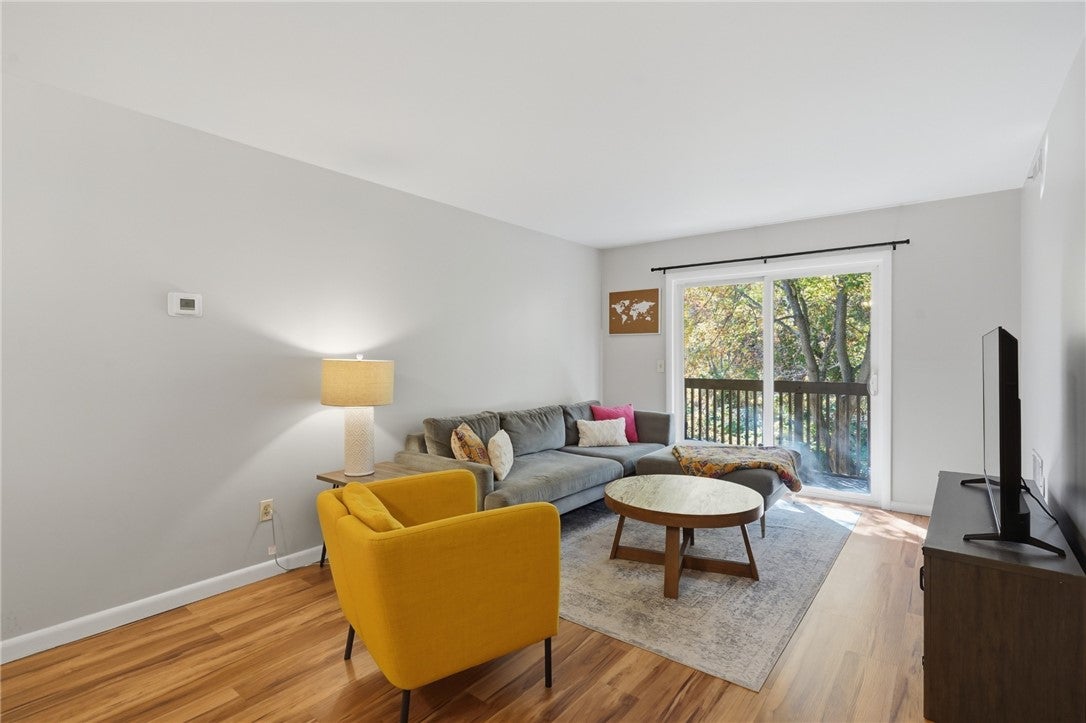 131 Fordson Avenue 7