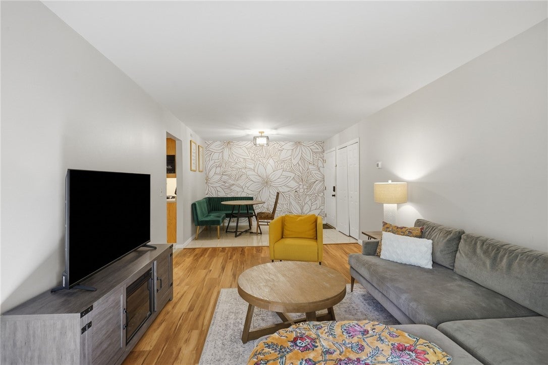 131 Fordson Avenue 7