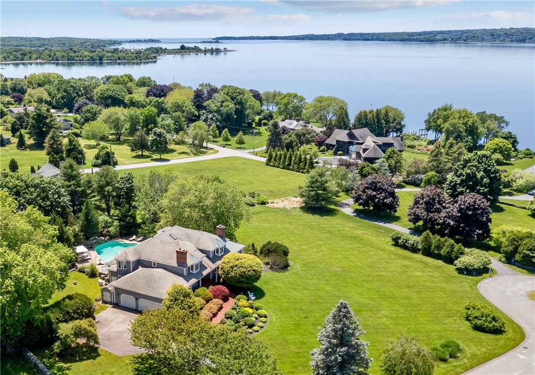 95 Riverscape Lane