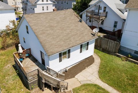 Single Family Residence in Pawtucket RI 26 Englewood Avenue.jpg