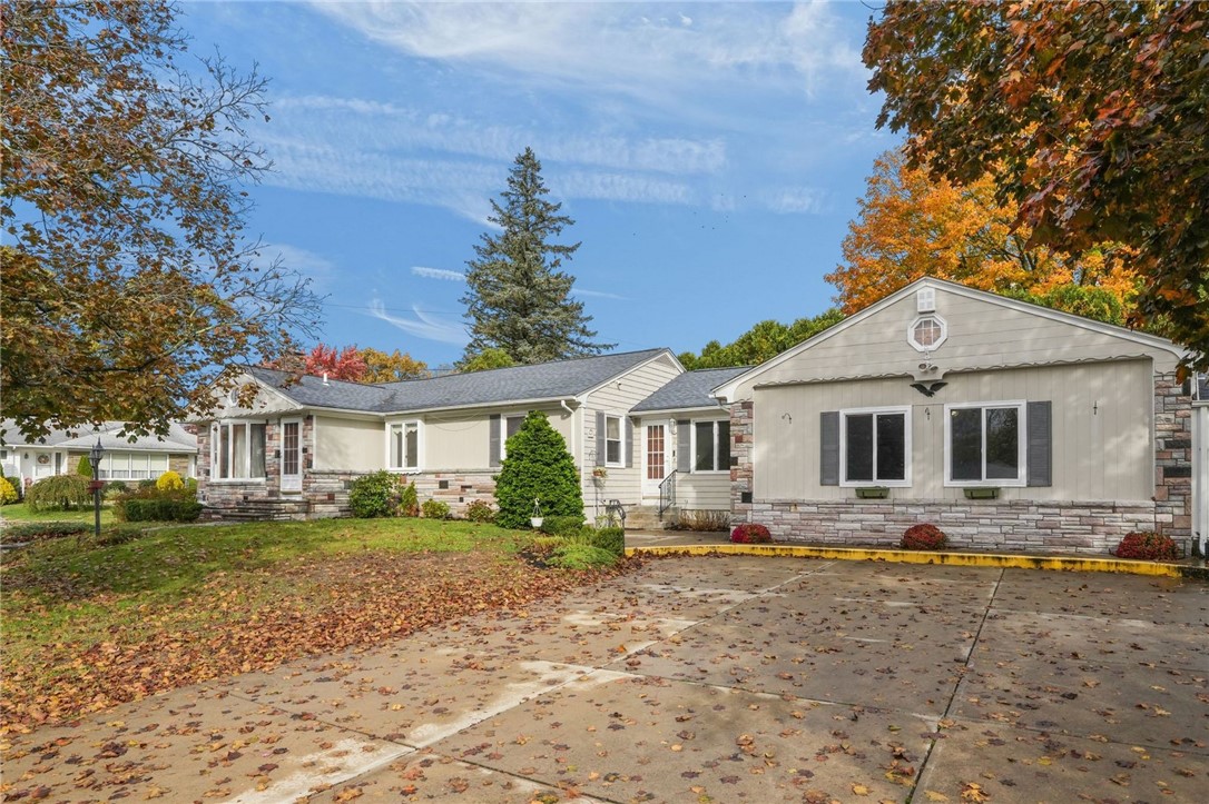 2 Oak Grove Boulevard