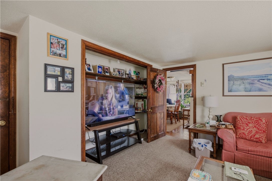 2801 East Main Road 2803