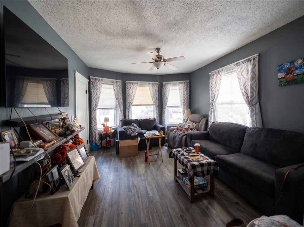 27 Short Street