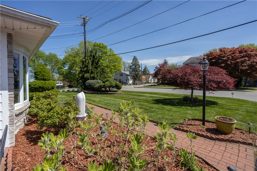 21 Boundary Avenue