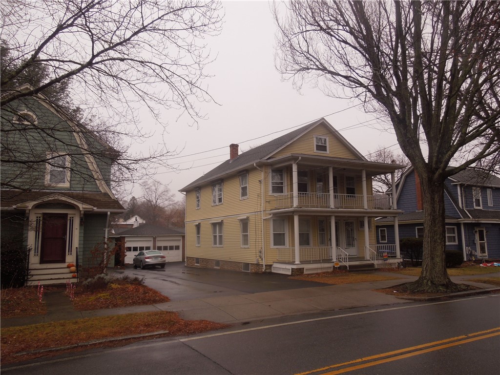 42 Gentian Avenue 44