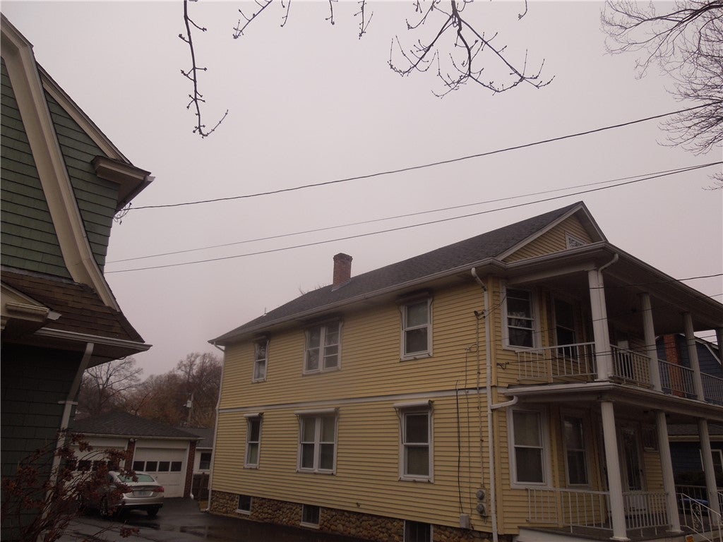 42 Gentian Avenue 44