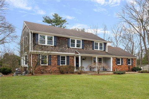 8 Gladridge Drive East Greenwich RI 02818